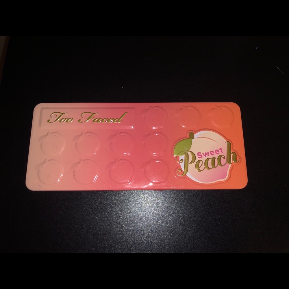 Too faced sweet peach palette